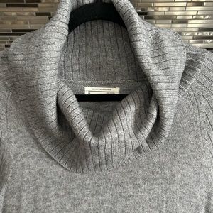 Anthropologie women’s sweater
